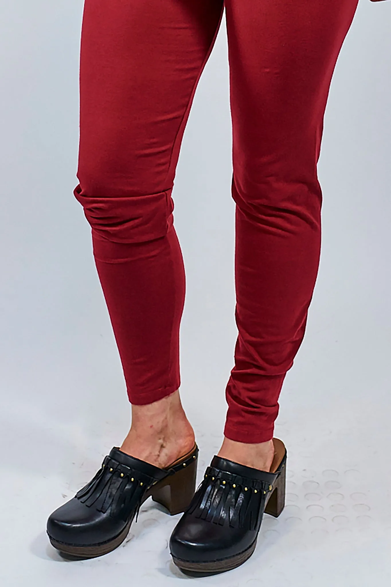 3136 Lightweight Leggings-Elegant Red-Unprinted