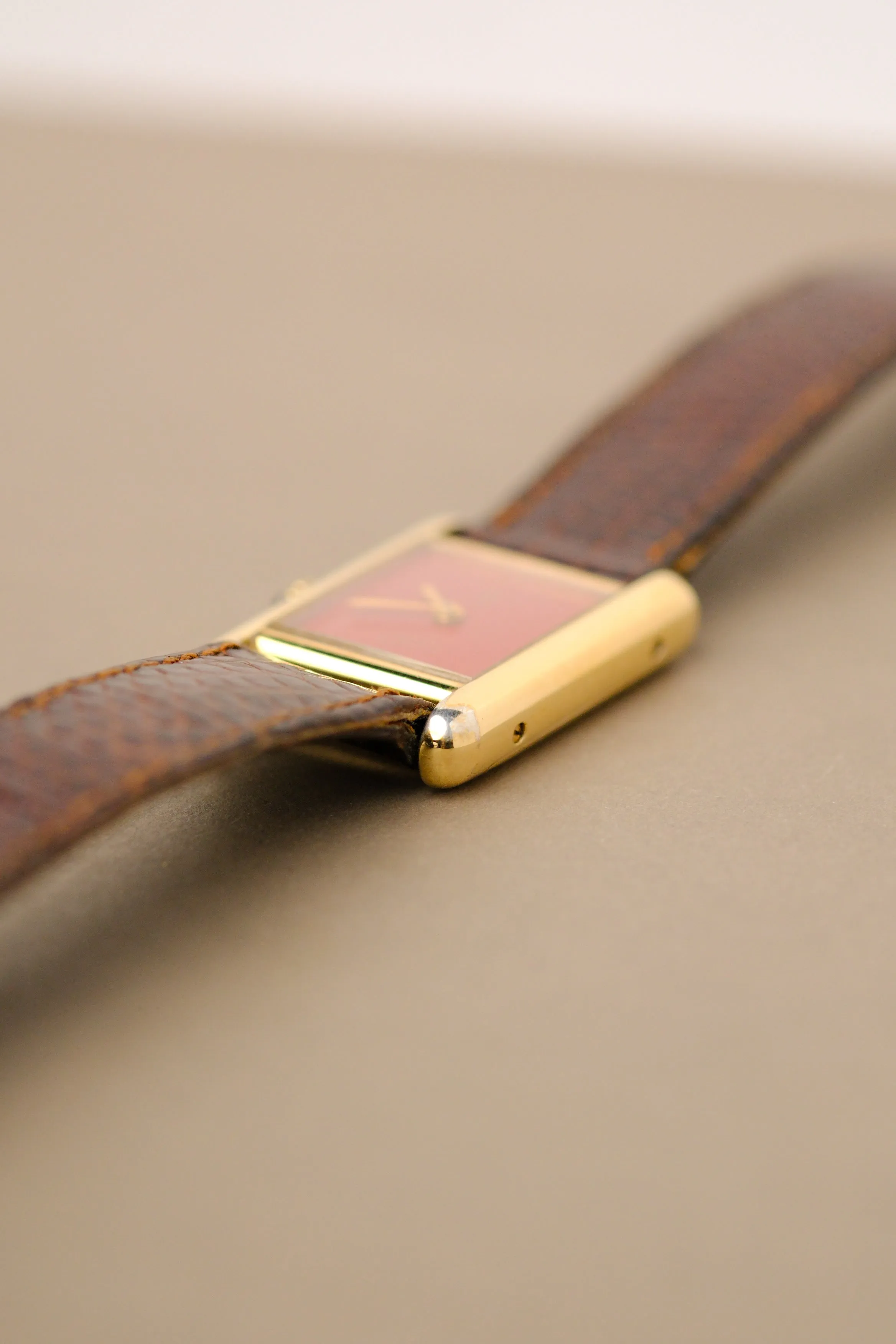 Cartier Must De Cartier Red Lacquer Dial Manual - 1990s
