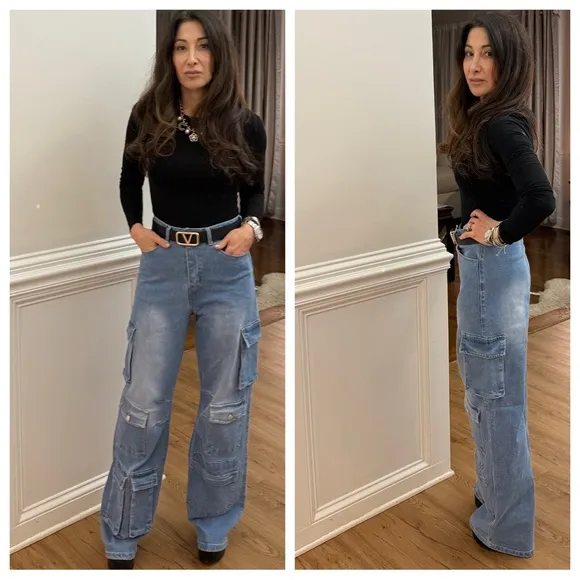 Chic Light Wash Wide Leg Jeans  With Cargo Pockets Detail