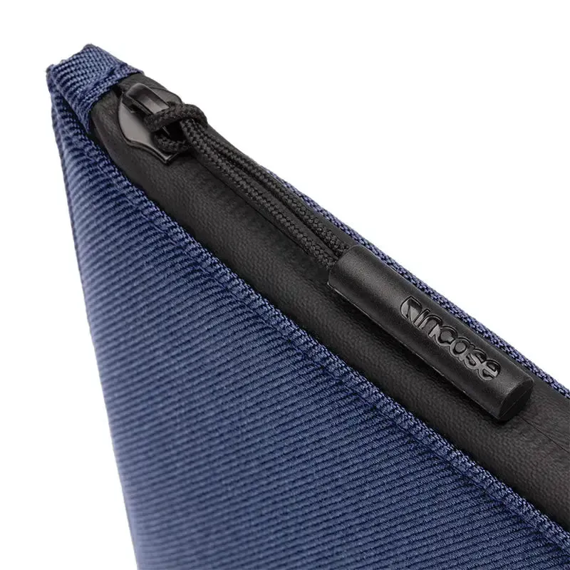Facet Sleeve for MacBook Pro 16" (2019-2024)