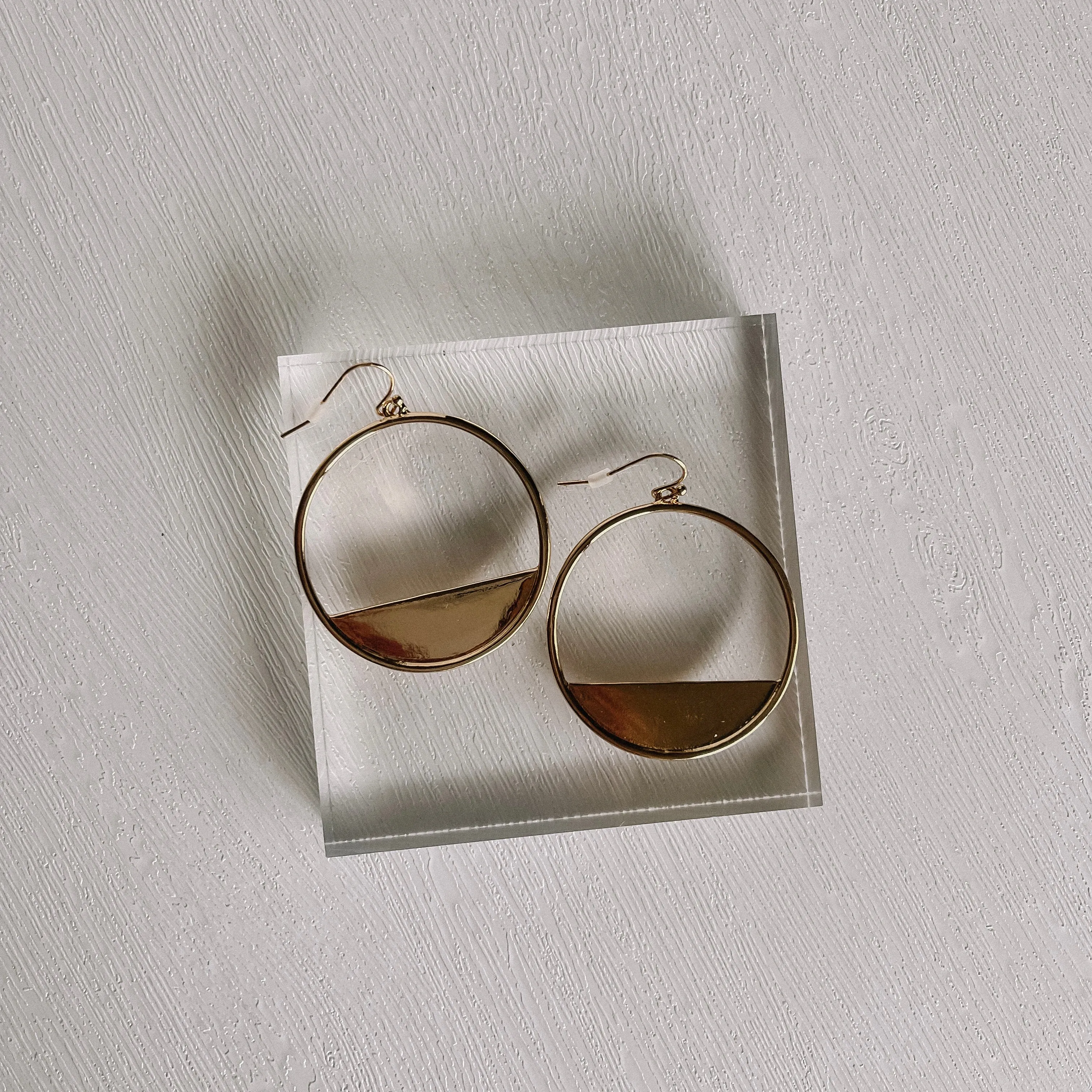Hoop Earrings (2 Colors)