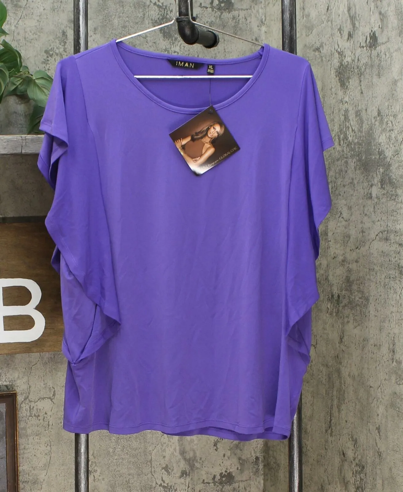 IMAN Women's Boho Chic Flutter Sleeve Top With Necklace