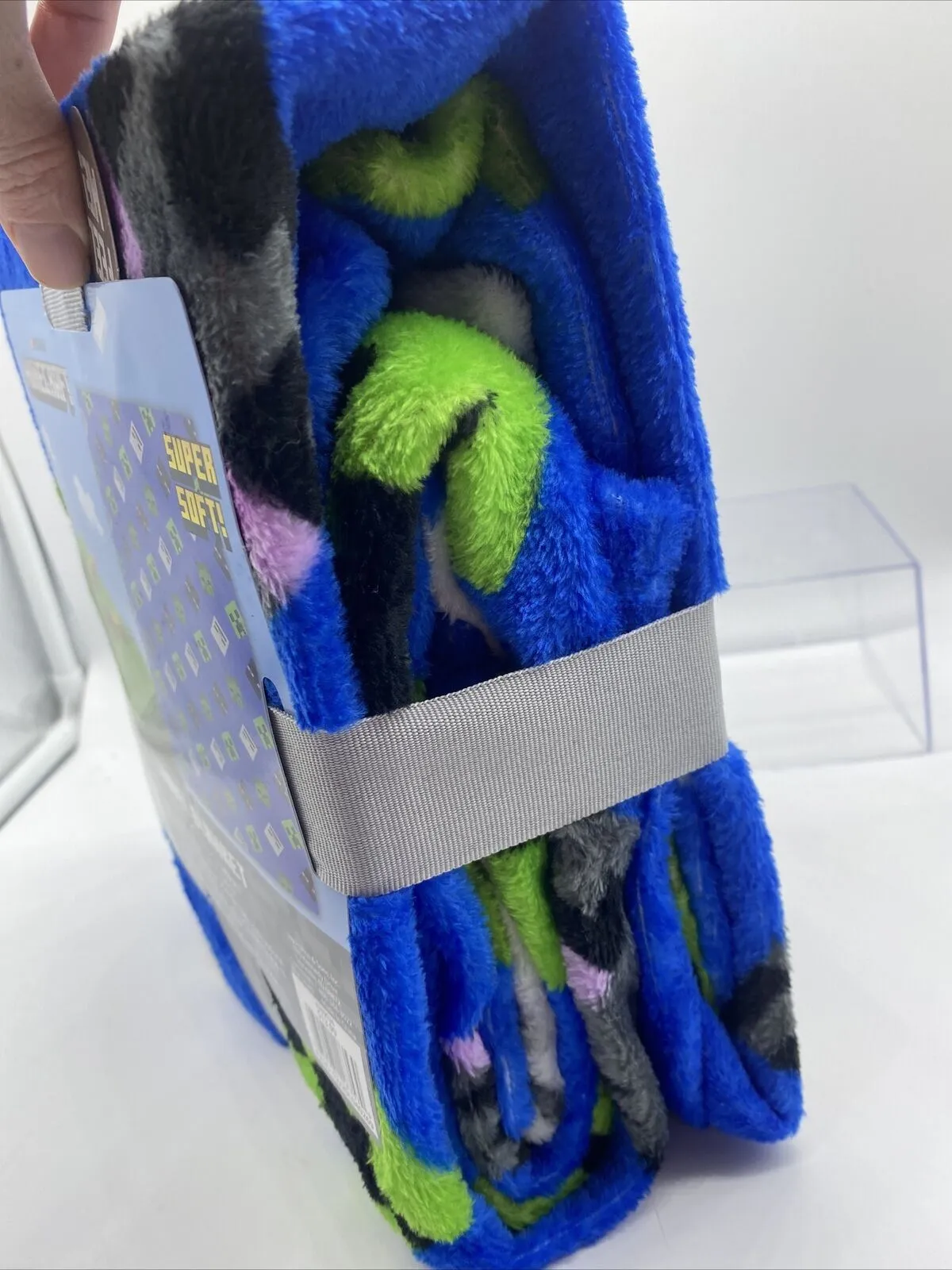 Minecraft Plush Travel Blanket 45"x 55" Kids Throw Soft Comfy Blue