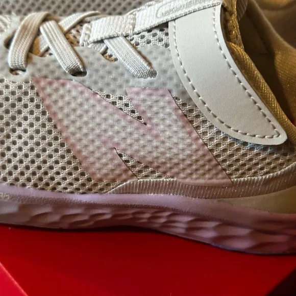 NEW BALANCE toddler Fresh Foam Arishi v4 Bungee Lace with Top Strap