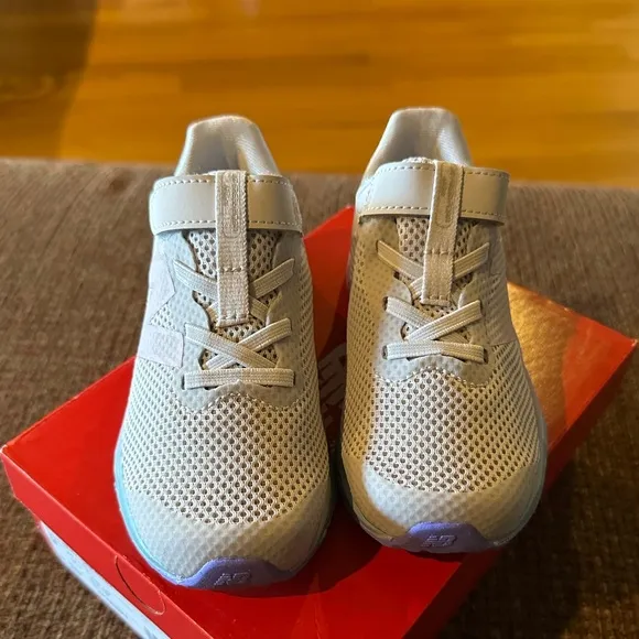 NEW BALANCE toddler Fresh Foam Arishi v4 Bungee Lace with Top Strap