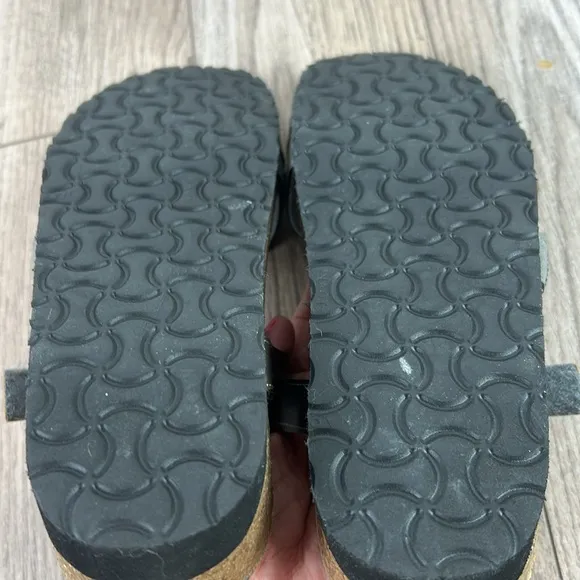 New nwot Naot Columbus Gray Slide Sandals 37 6