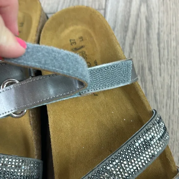 New nwot Naot Columbus Gray Slide Sandals 37 6