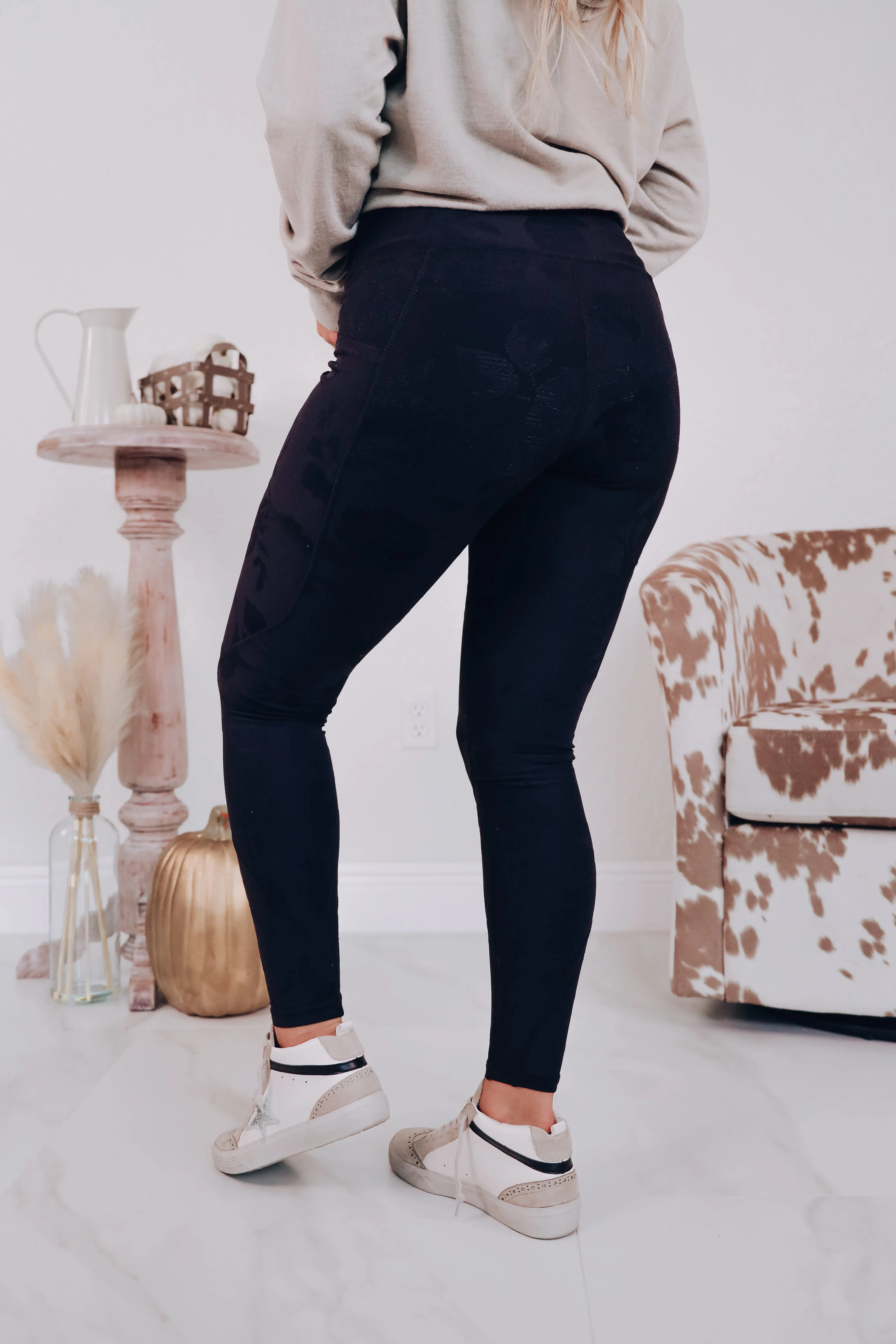 Takin' It Easy TACTEL Rose Textured Leggings - Black