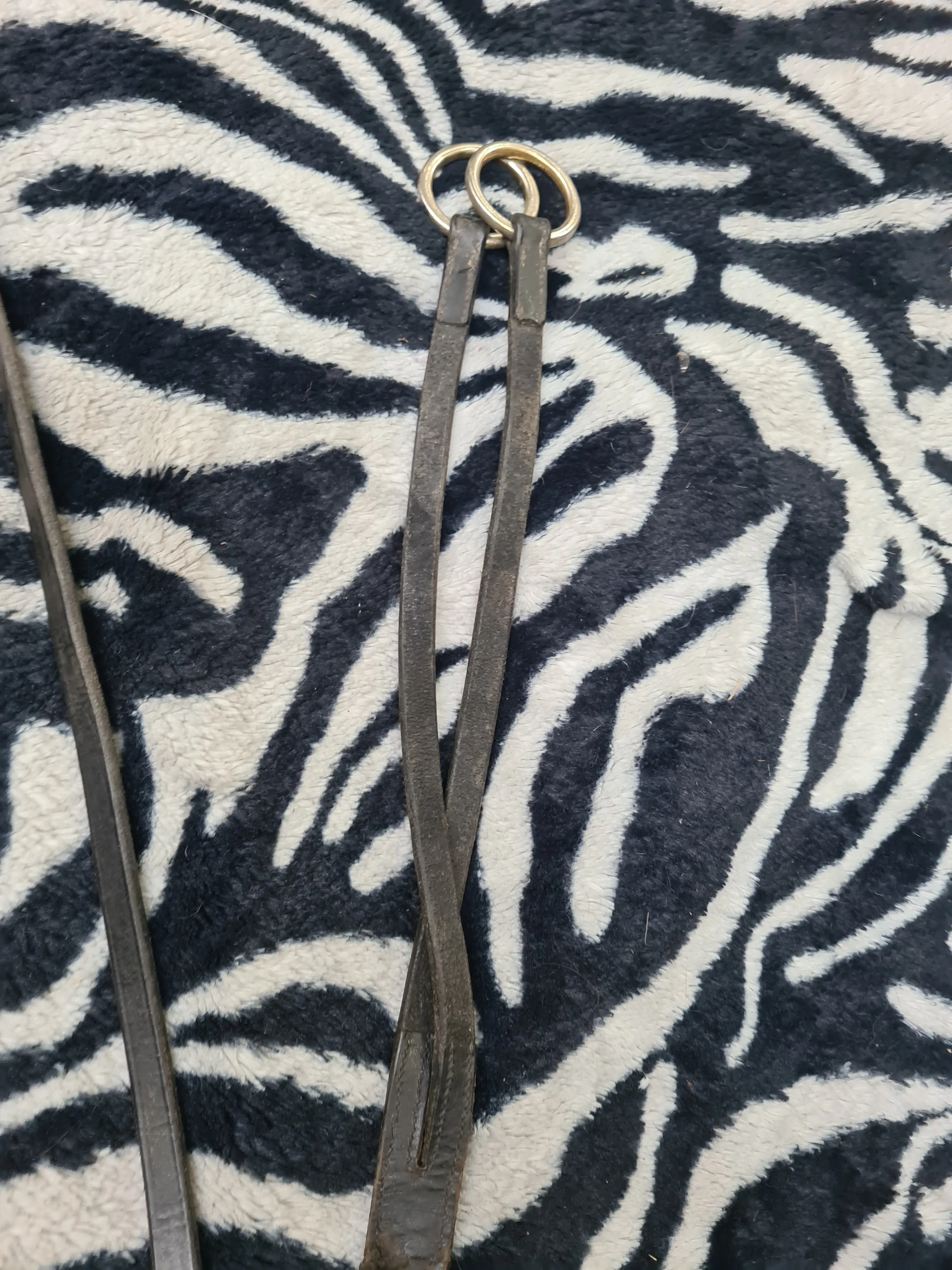Used black leather full size running martingale FREE POSTAGE☆