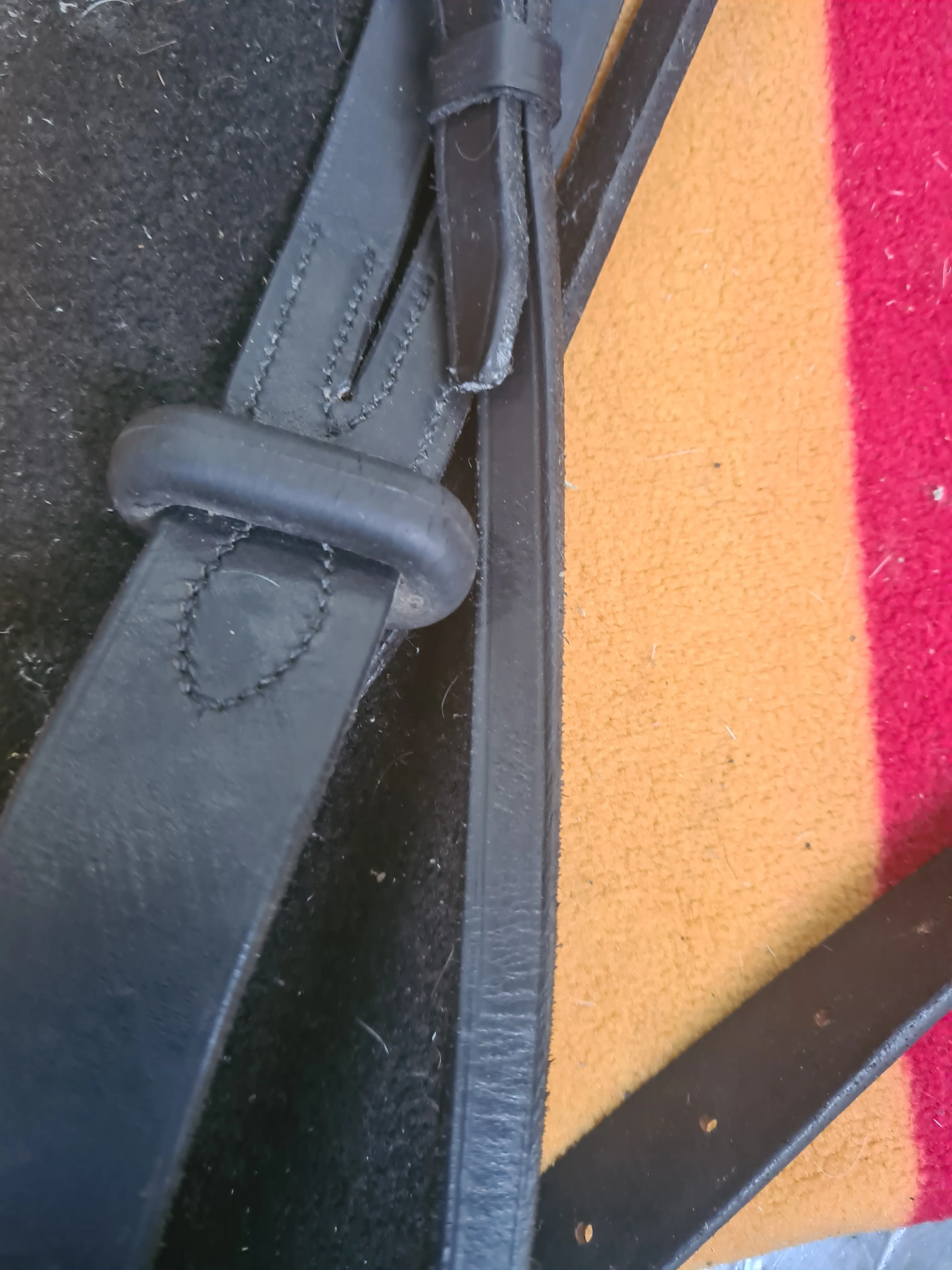 Used full size black leather runninv martingale FREE POSTAGE☆