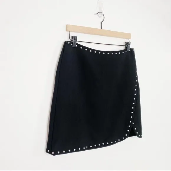 VINCE CAMUTO Women's Size 8 Mini Skirt Black Studded Stretchy NEW DIY Repair
